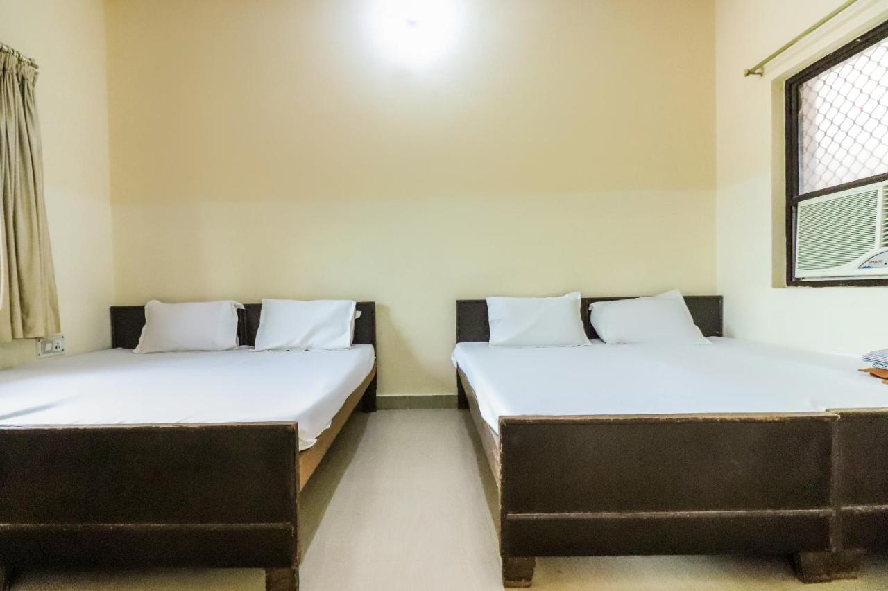 Spot On 60838 Shri Giriraj Dham Hotel Govardhan Exterior photo